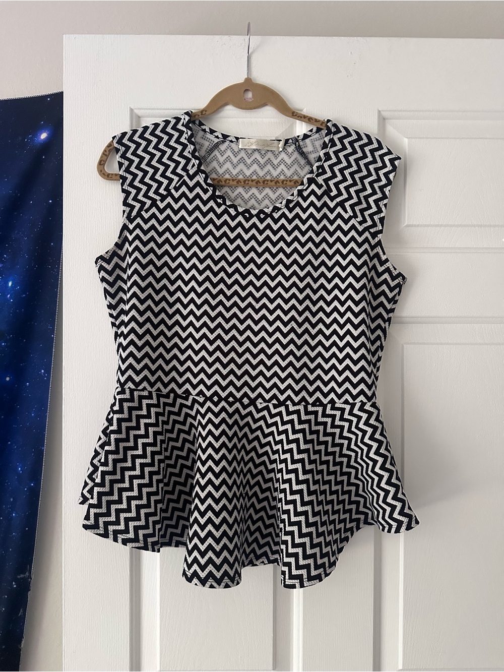Liberty Love Black & White Zigzag Peplum Top